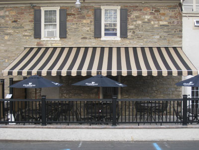 25' x 13'1” on stone